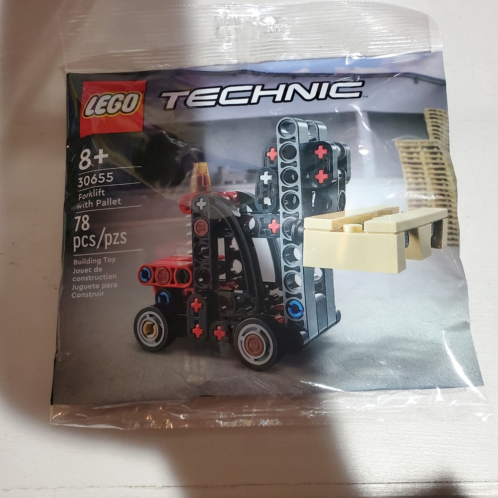NWT Lego 30655 Forklift